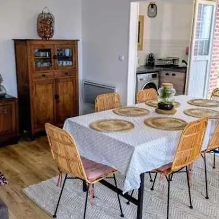 Maison Charmante A Avec Jardin Cloture